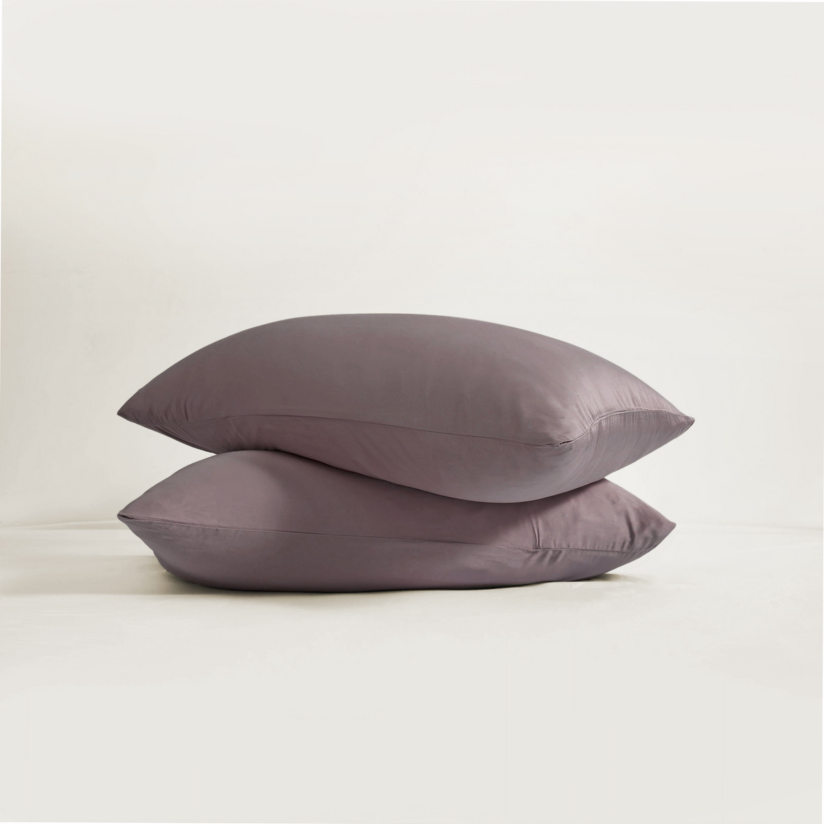 ShedShield Bamboo Pillowcase - Pet Hair Resistant Bedding