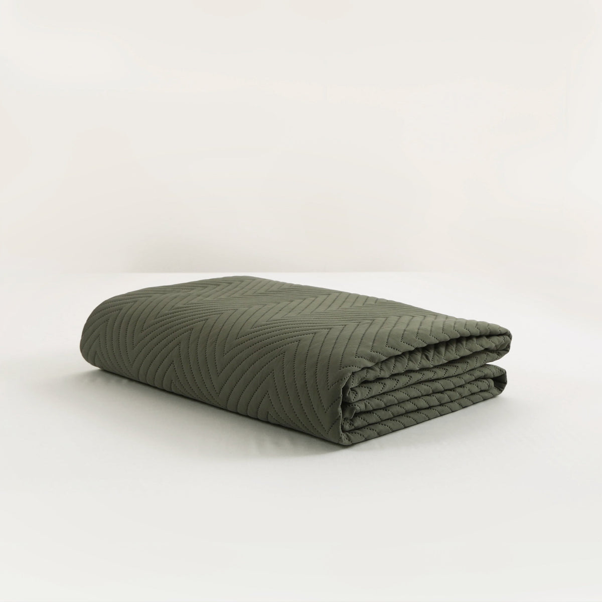 ShedShield Quilt Set - Pet Hair Repellent for Dogs/Cats Family