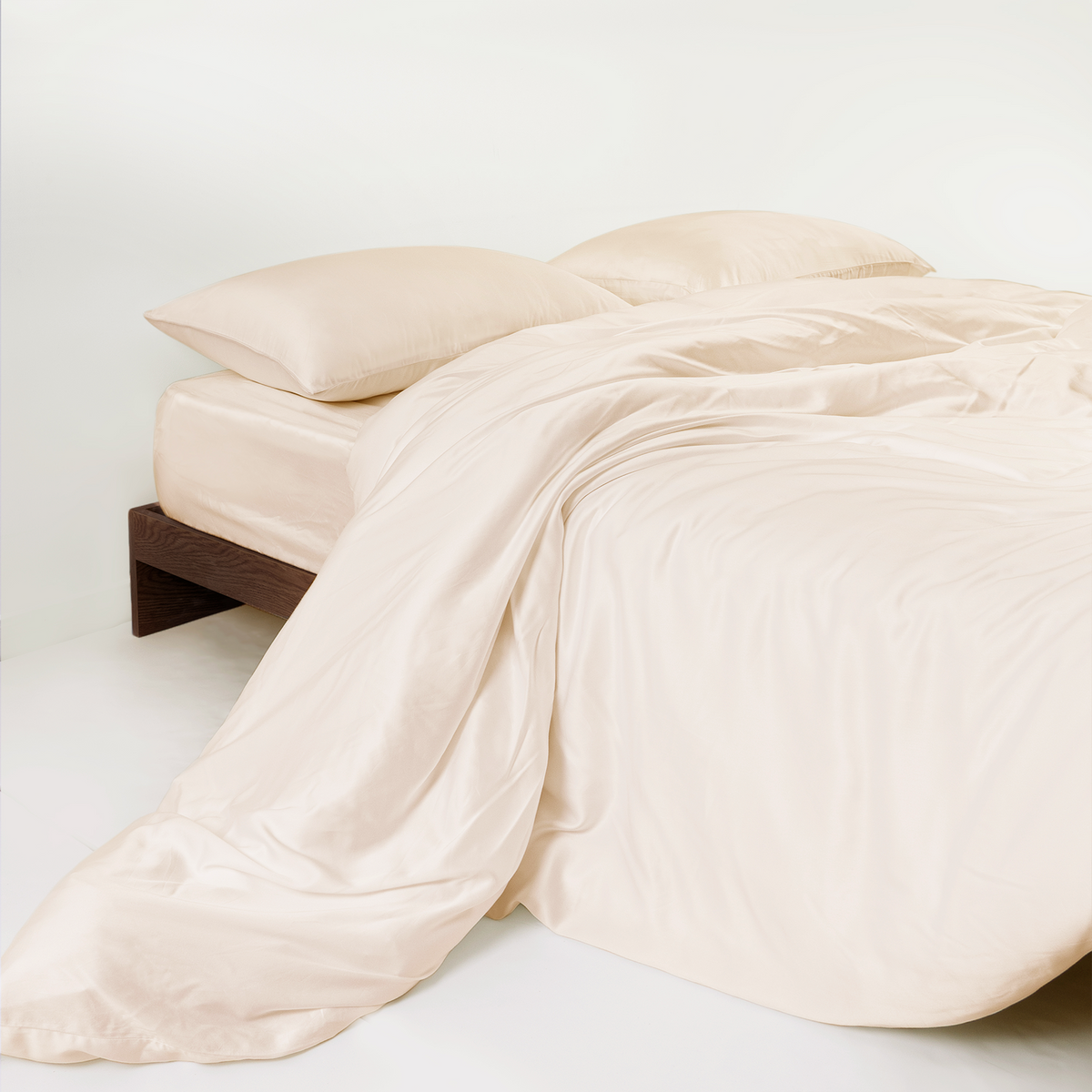 ShedShield Bamboo Quilt Cover - pet hair resistant duvet cover