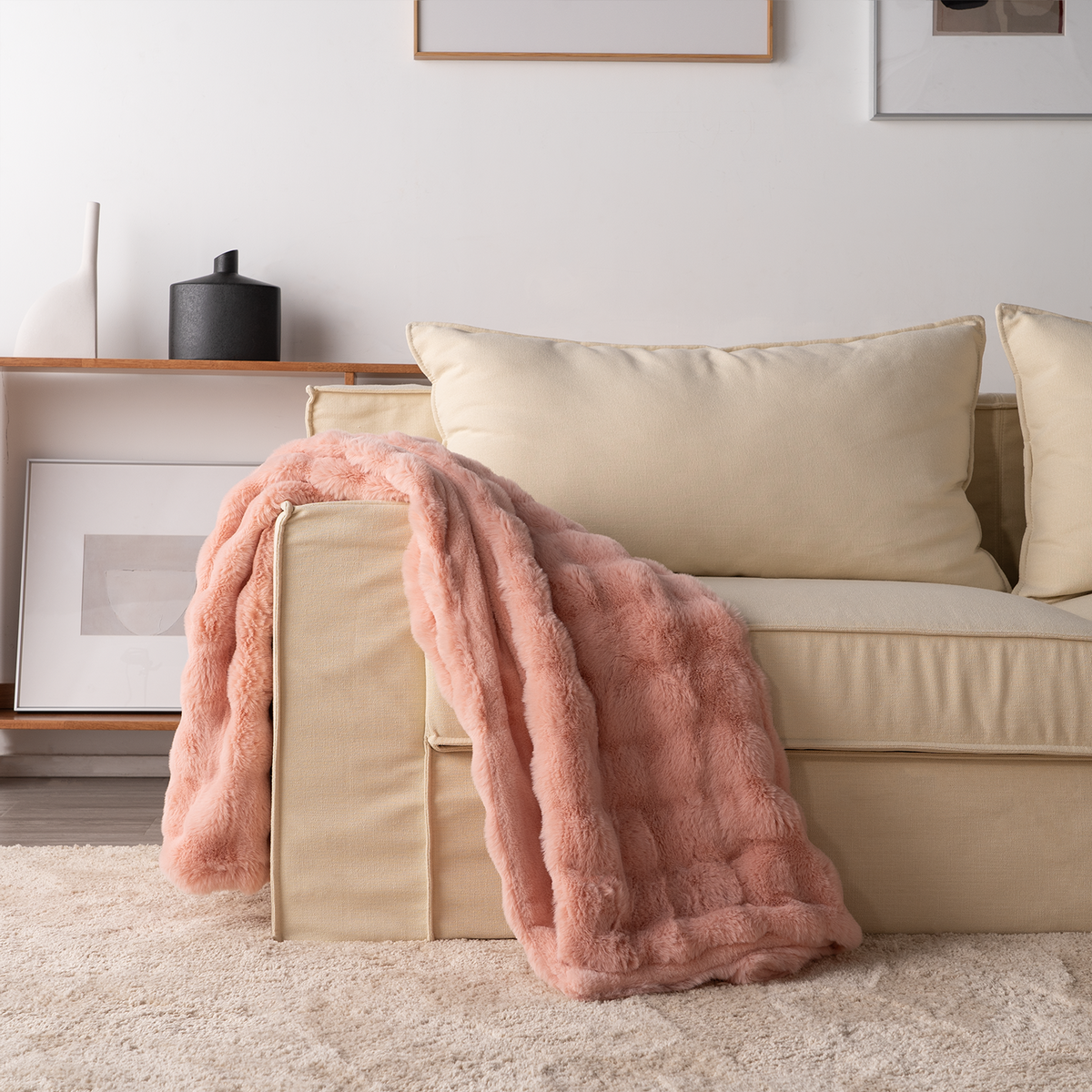 CloudFur Throw Blanket - Plush Faux Fur Sofa & Bed Throw
