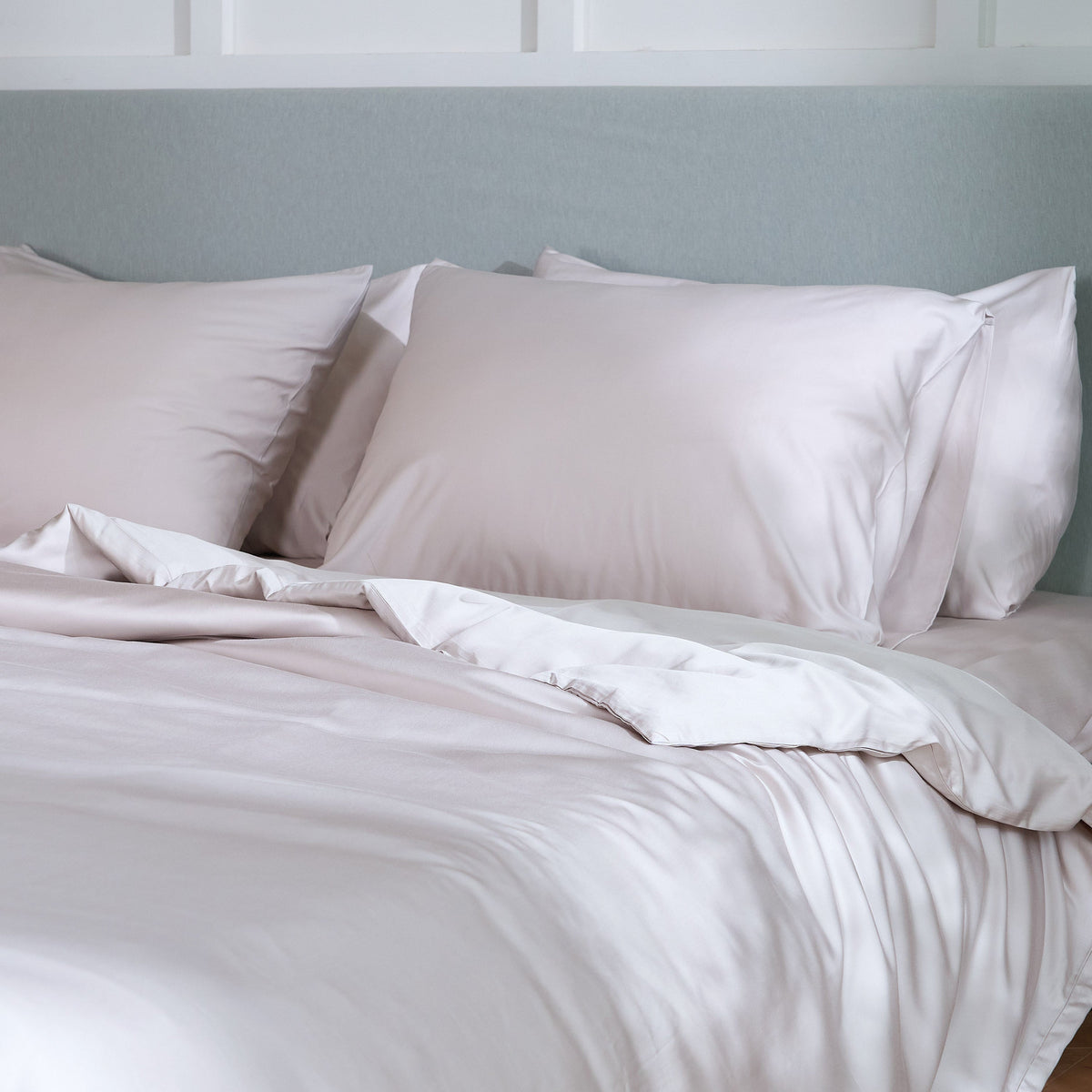 ShedShield Bamboo Pillowcase - Pet Hair Resistant Bedding