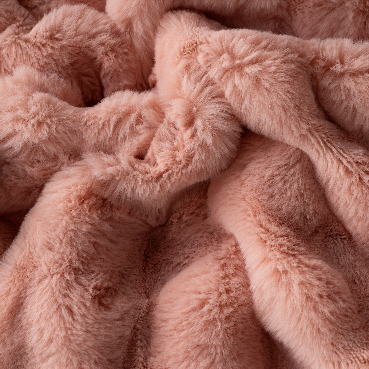 CloudFur Throw Blanket - Plush Faux Fur Sofa & Bed Throw