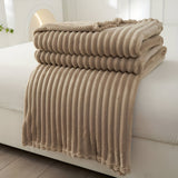 Mys Soft Fleece Blanket - Cosy Sofa & Bed Throw