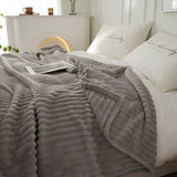 Mys Soft Fleece Blanket - Cosy Sofa & Bed Throw