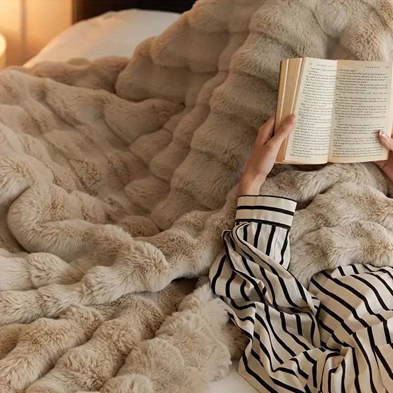 Faux Fur Throw Blanket - Soft Plush Sofa & Bed Blanket