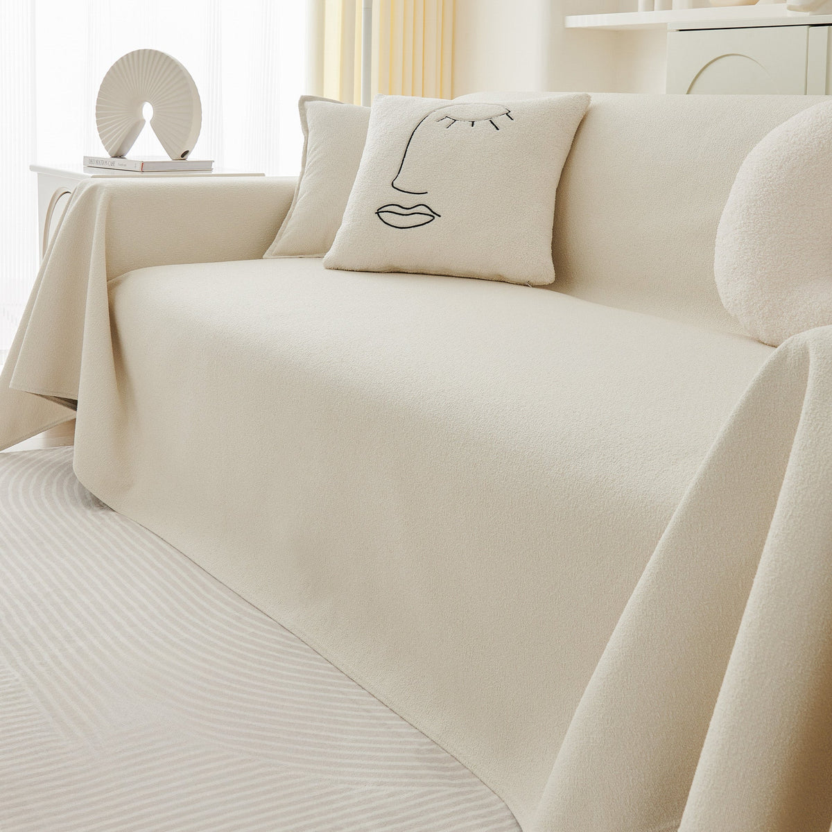 Spill-Resistant AquaLux Sofa/Couch Cover for Pet Owners
