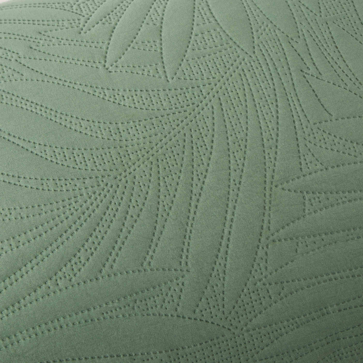ShedShield Quilt Set - Pet Hair Repellent for Dogs/Cats Family