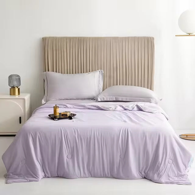 SleepBreeze Cooling Blanket - Lightweight Summer Blanket