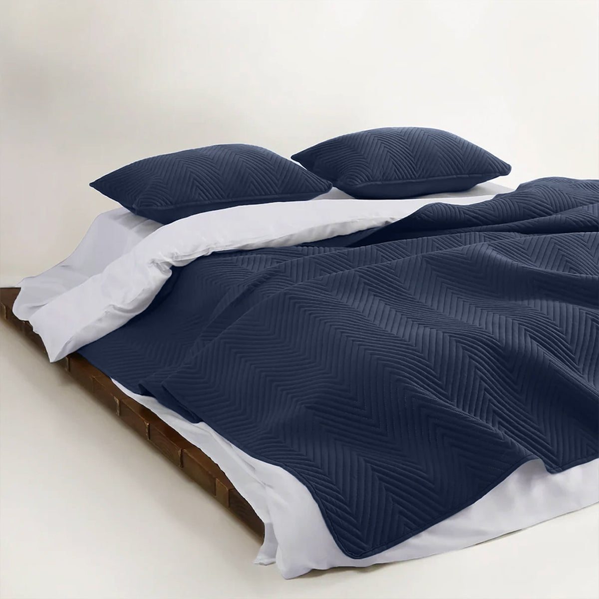 ShedShield Quilt Set - Pet Hair Repellent for Dogs/Cats Family