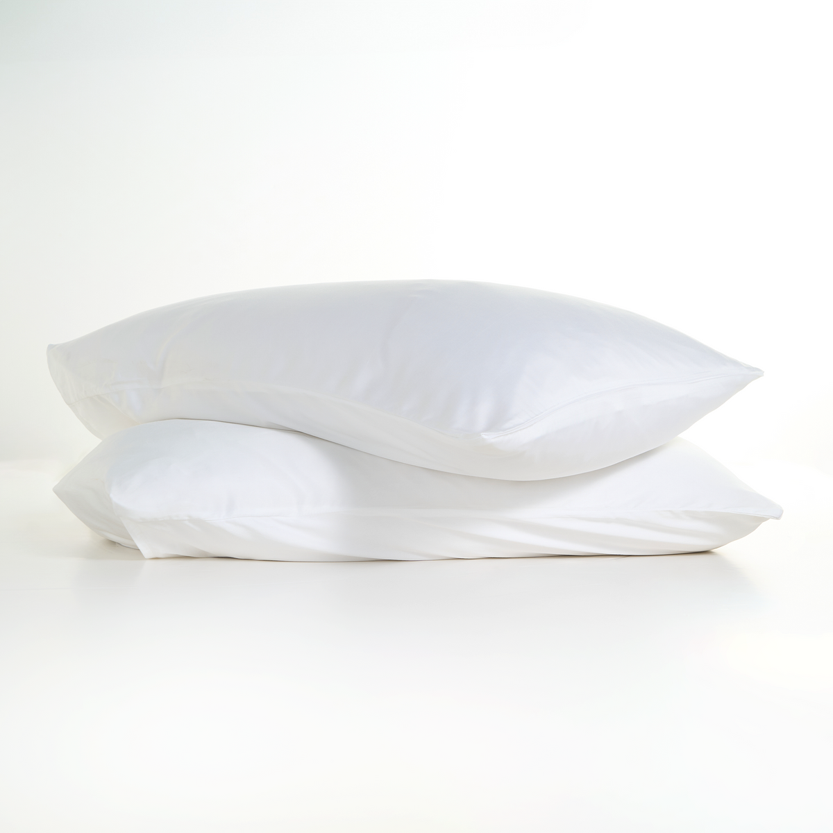 ShedShield Bamboo Pillowcase - Pet Hair Resistant Bedding